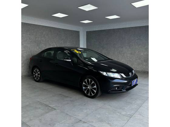 HONDA CIVIC 1.8 LXS 16V FLEX 4P AUTOMÁTICO